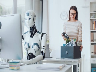 AI Job Impact: क्लर्क, कोडिंग समेत इन जॉब्स को खतरा! AI का होगा तेज असर, रिपोर्ट में दावा