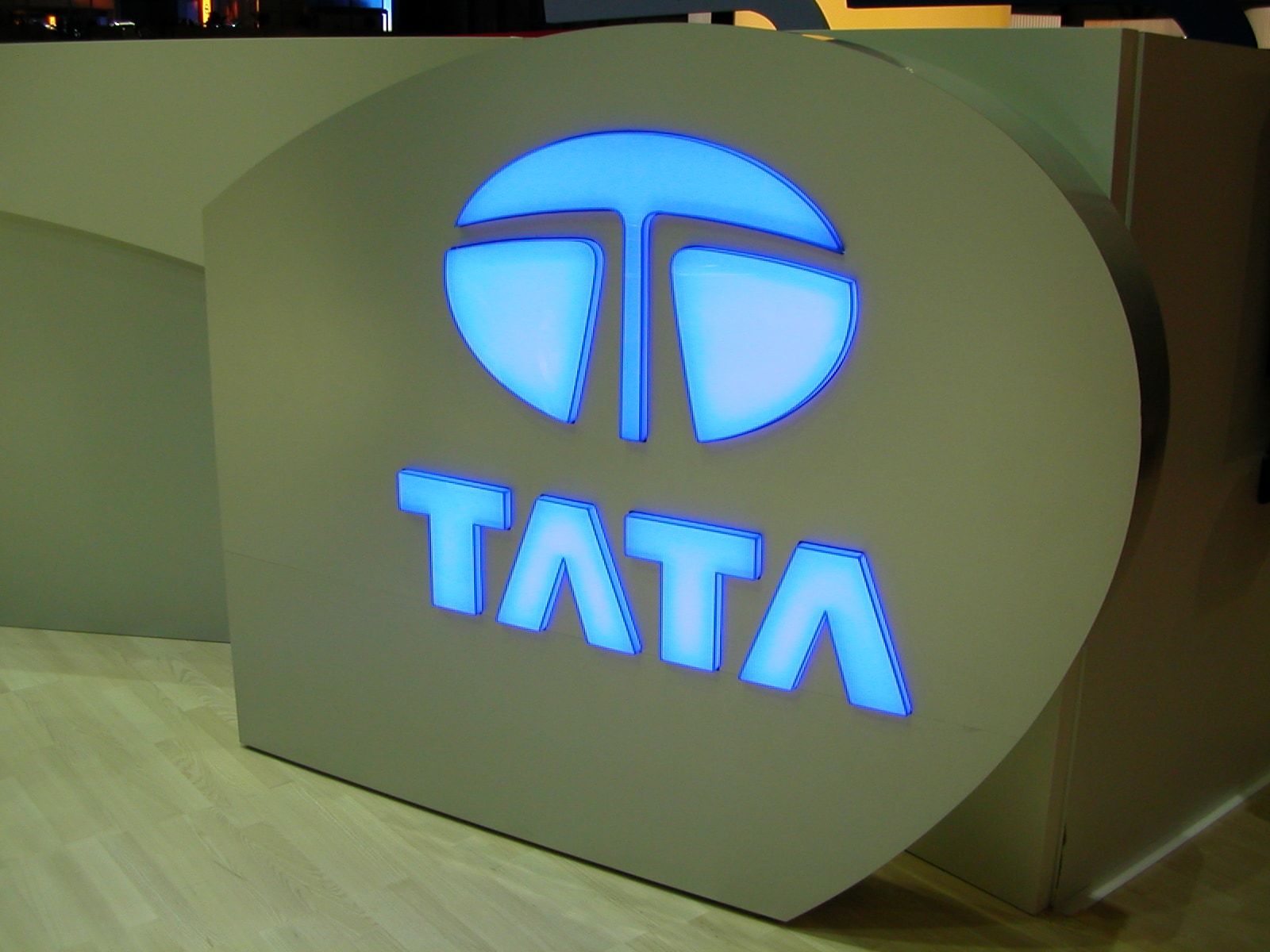 Tata Motors Demerger Live: Ex-Commercial Vehicle Stock Price Discovery Revealed