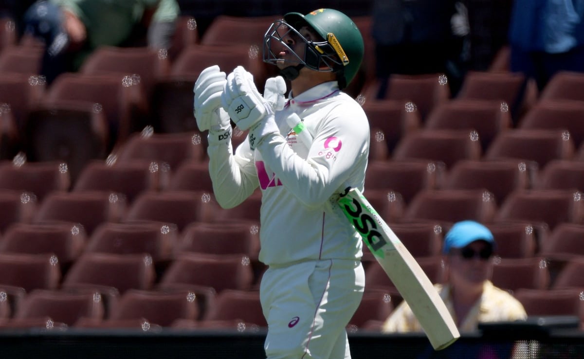 Usman Khawaja Receives Stunning Gesture From England In Farewell Test - Video