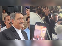 डॉ आंबेडकर का फोटो जलाने के मामले में जेल से बाहर आए एडवोकेट अनिल मिश्रा, स्वागत करने पहुंचे समर्थक