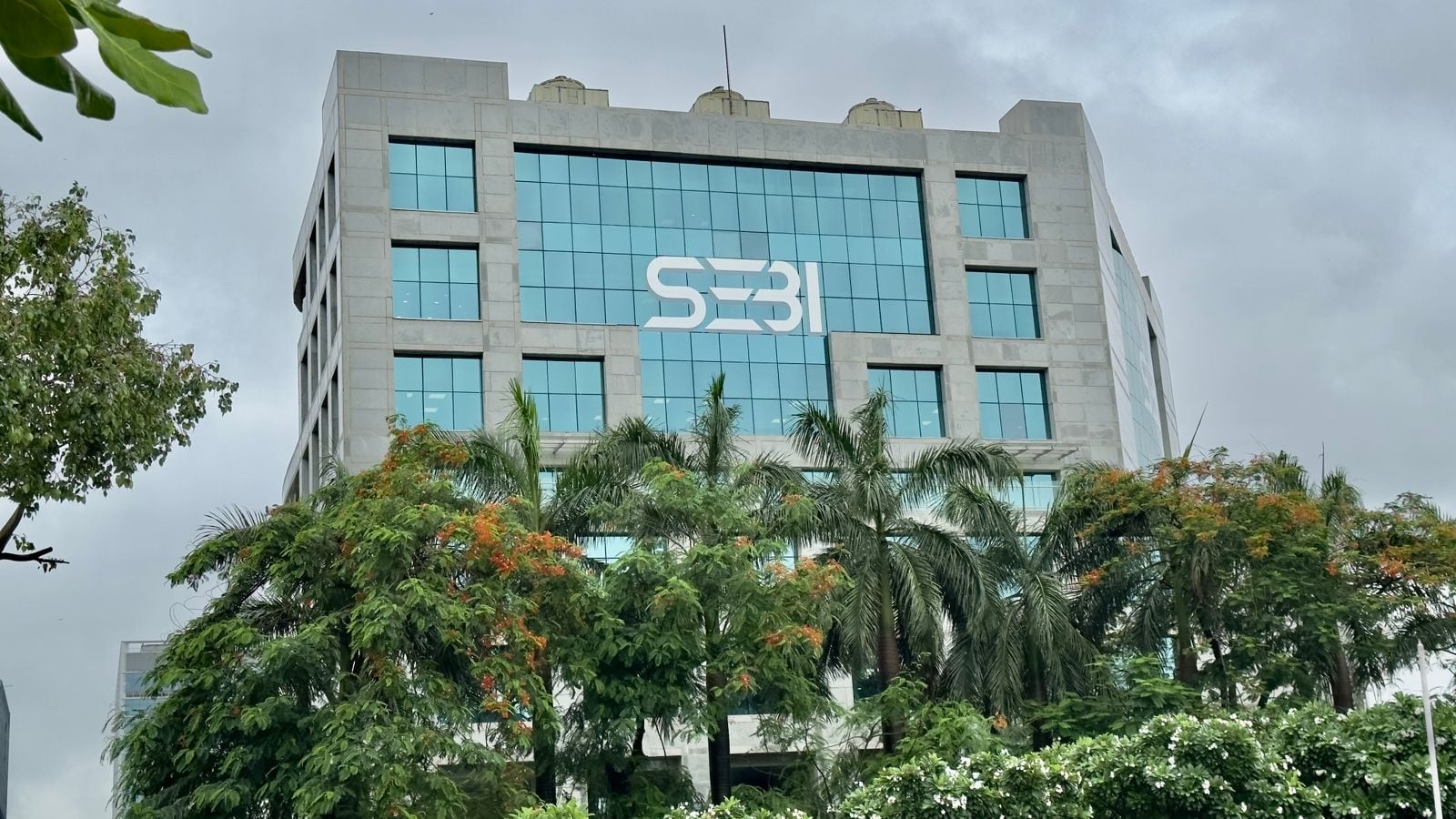 Five Entities Settle AIF Rule Violation Case With SEBI; Pay Rs 7.87 Lakh