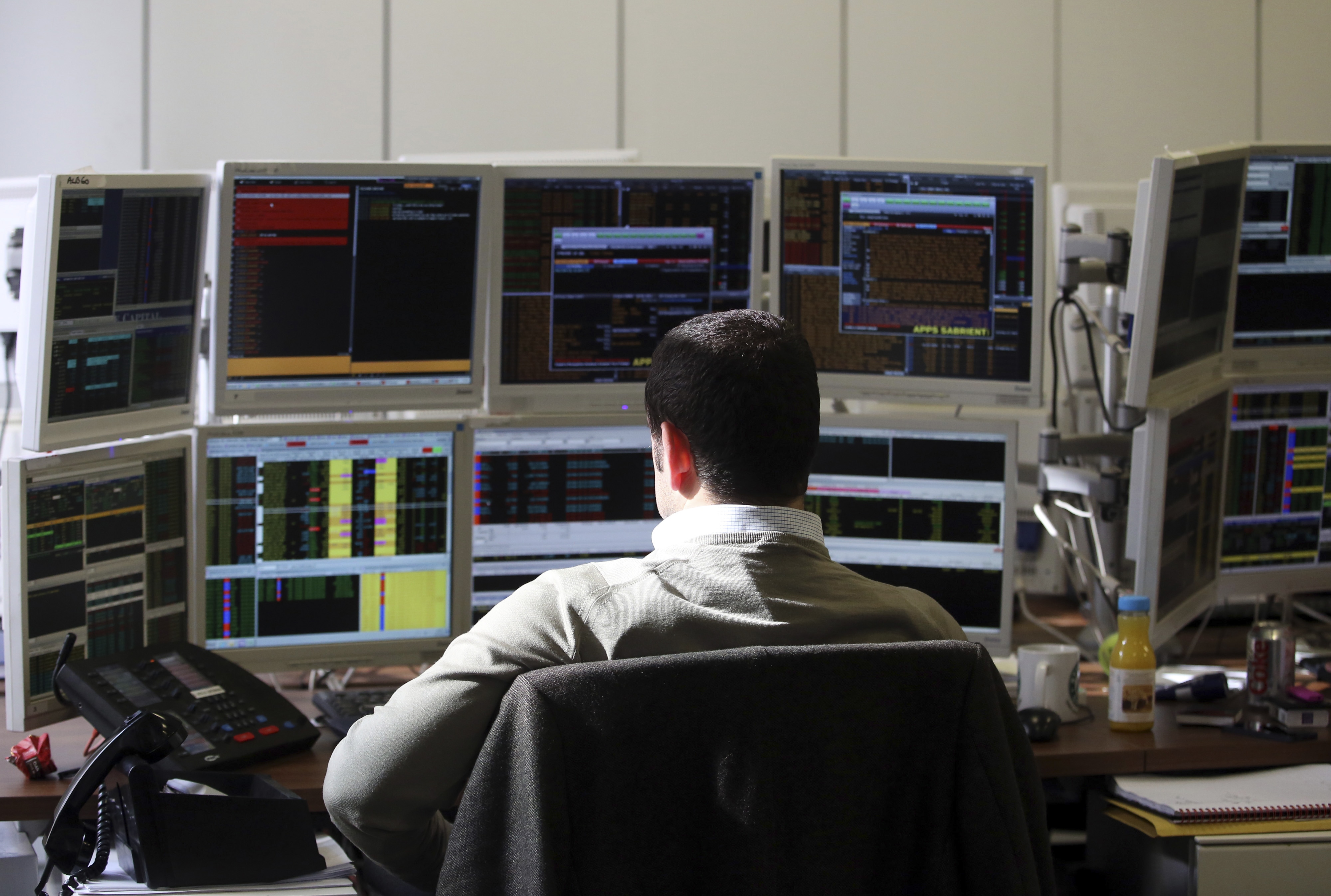 HDFC, RIL Help Sensex, Nifty Halt Two-Day Losing Streak