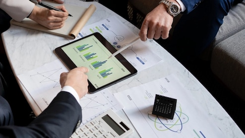 Q3 Results On Jan 21: Eternal, Waaree Energies, Dr Reddy's Labs, HPCL &mdash; Check Estimates