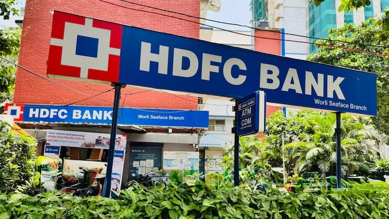 HDFC Bank Shares Dip Slightly After Robust Q3 Growth