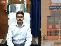 MP: दंदरौआ धाम ट्रस्ट की 56 हेक्टेयर भूमि का मामला: कलेक्टर केएल मीणा की अवमानना पर हाईकोर्ट सख्त, डबल बेंच ने दिए अहम निर्देश