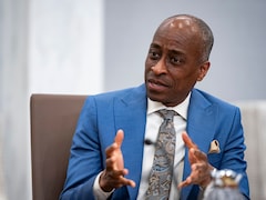 Fed Vice Chair Says Interest Rates Are Well Positioned