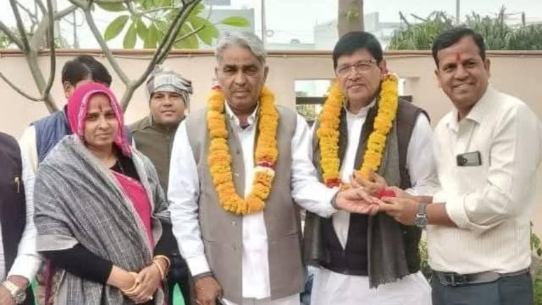 दौसा की राजनीति में एक मुलाकात से आया भूचाल, सांसद के घर पहुंचे वसुंधरा राज में मंत्री रहे वीरेंद्र मीणा