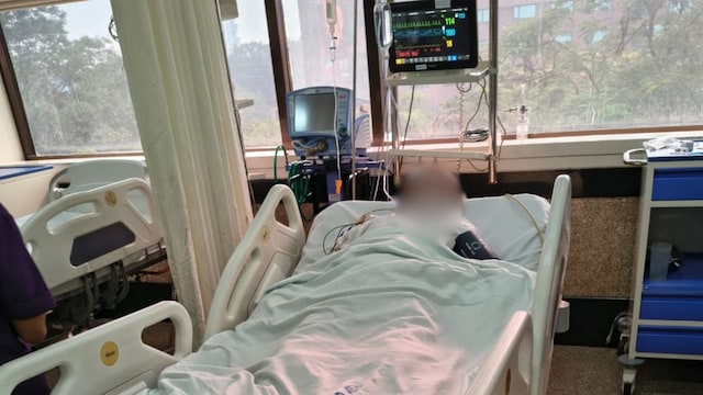Parvati Bai Kondla, 67, from Bhagirathpura shows symptoms of Guillain-Barre Syndrome