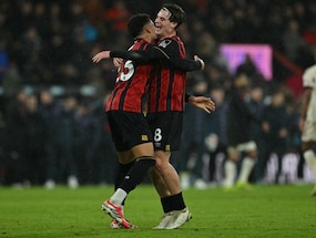 Bournemouth Snap Liverpools Unbeaten Run To Up Pressure On Arne Slot