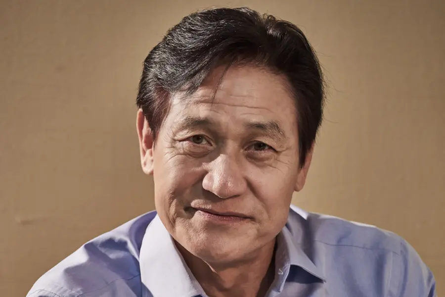 Veteran Korean Actor Ahn Sung-Ki Dies At 74