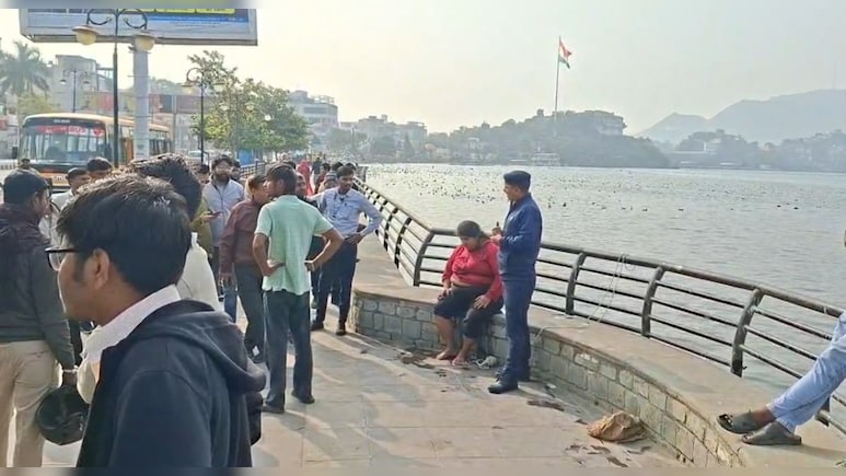 आनासागर झील में कूदी युवती, बचाने के ल&zwj;िए तुरंत कूद पड़े गोताखोर&nbsp;