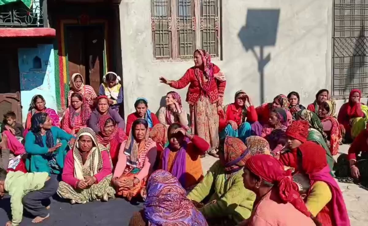 उत्तराखंड के इस गांव में शराब पर रोक, पंचायत ने क्यों लिया ऐसा फैसला