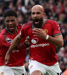 Manchester United Outclass Injury-Hit Manchester City 2-0 In Michael Carricks First Game In Charge