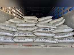 Cement Price Hike: घर बनाना अब और भी महंगा! लगातार दूसरी बार बढ़े सीमेंट के दाम, आपकी जेब पर कितना बढ़ेगा बोझ?
