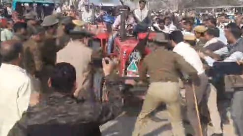 75 गांव के डूबने की आशंका को लेकर डूंगरी बांध बनाने के विरोध में हिंसक प्रदर्शन, पुलिस पर पथराव