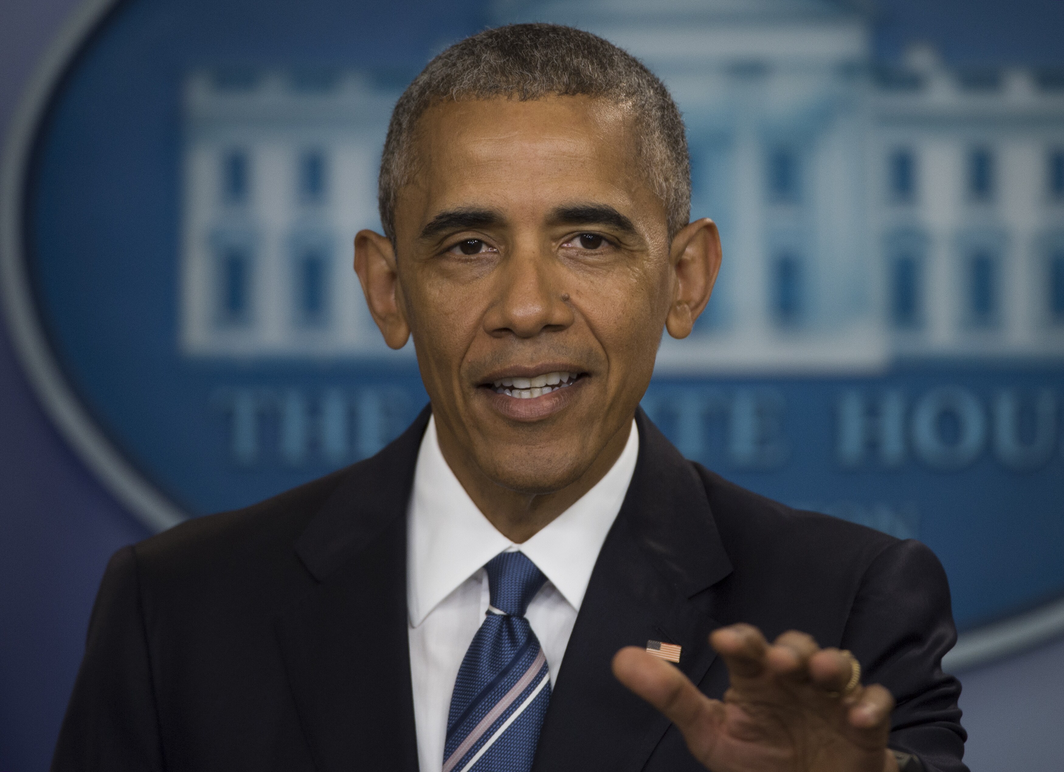 Obama Celebrates Diwali By Lighting A Diya Inside The Oval Office