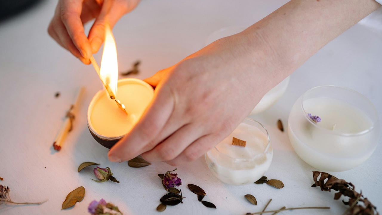 7 Aroma Candles With Long-Lasting Fragrance 7 Aroma Candles With Long-Lasting Fragrance