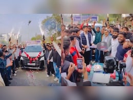 ड&zwj;िफेंडर-रेंज रोवर के बाद छात्रनेता ने खरीदी एक और लग्&zwj;जरी गाड़ी, ज&zwj;िसकी कीमत सवा करोड़ से ऊपर