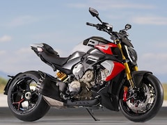 Photos: Ducati 2026 में ला रही है 10 नई सुपरबाइक्स, Monster से Panigale तक सब हैं एक से बढ़कर एक