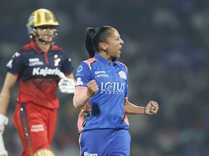 MI vs RCB, WPL 2026 LIVE Score: Mumbai Indians Stage Stunning Comeback, RCBW 5 Down In Chase Of 155