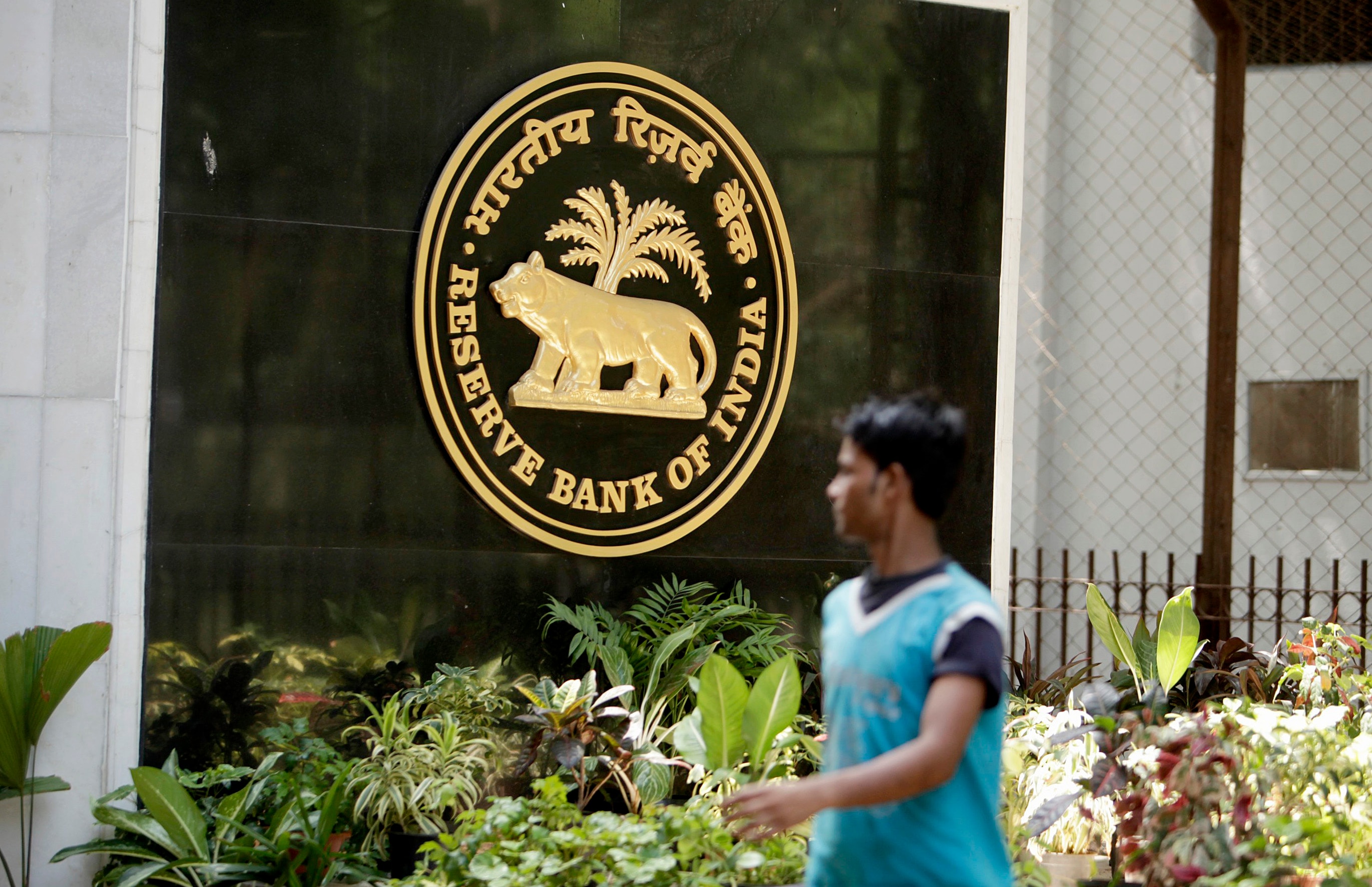 Payments Systems Providers Must Ensure Storage Of Data Only In India Within Six Months: RBI