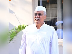 अजब-गजब आदेश; रायपुर पुलिस कमिश्नर ने गोगो पेपर बैन किया; पूर्व CM भूपेश बघेल का तंज- शराब की जगह चखने पर बैन