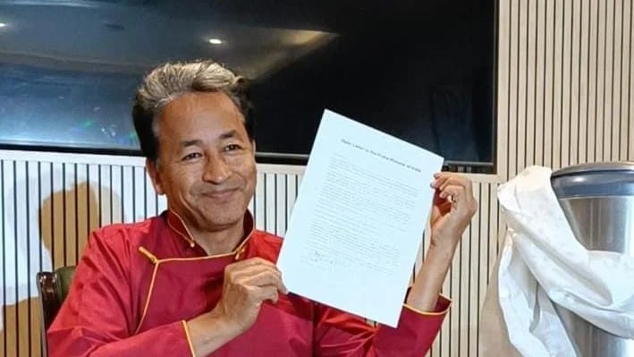 Supreme Court Seeks Centre&rsquo;s Response On Plea By Wangchuk&rsquo;s Wife To Release Him