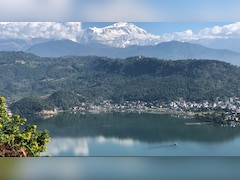 नेपाल के धादिंग में यात्री बस नदी में गिरी, 18 लोगों की मौत, बचाव अभियान जारी