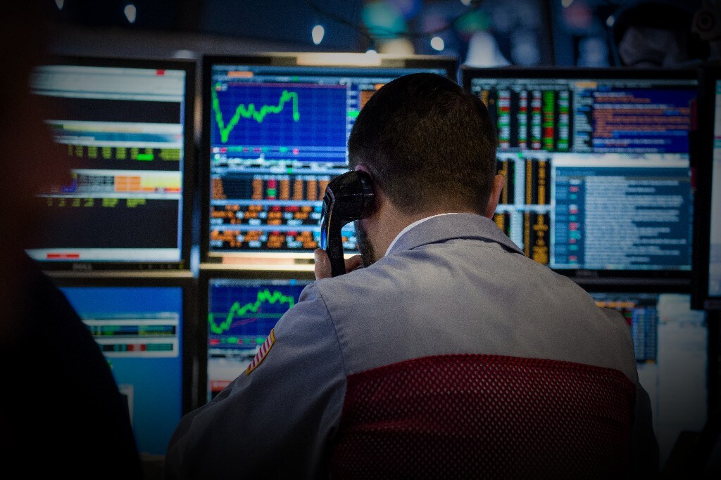 Sensex, Nifty End Lower For Second Day As Traders Eye GDP Data, Trump Speech