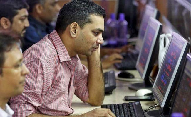 Sensex Closes 224 Points Lower As Markets Extend Losses To Second Day
