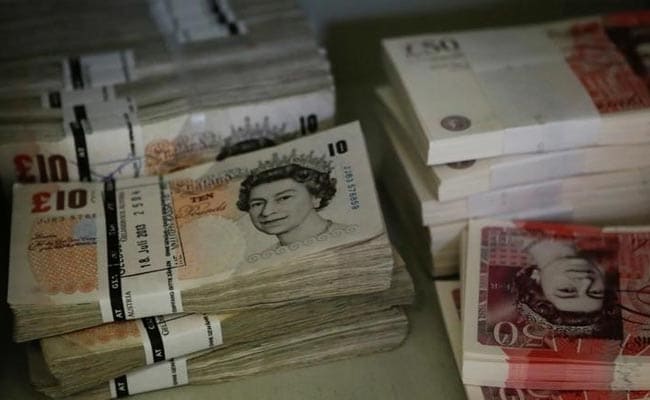UK Election: Pound Falls Sharply Amid Prospects Of Hung Parliament