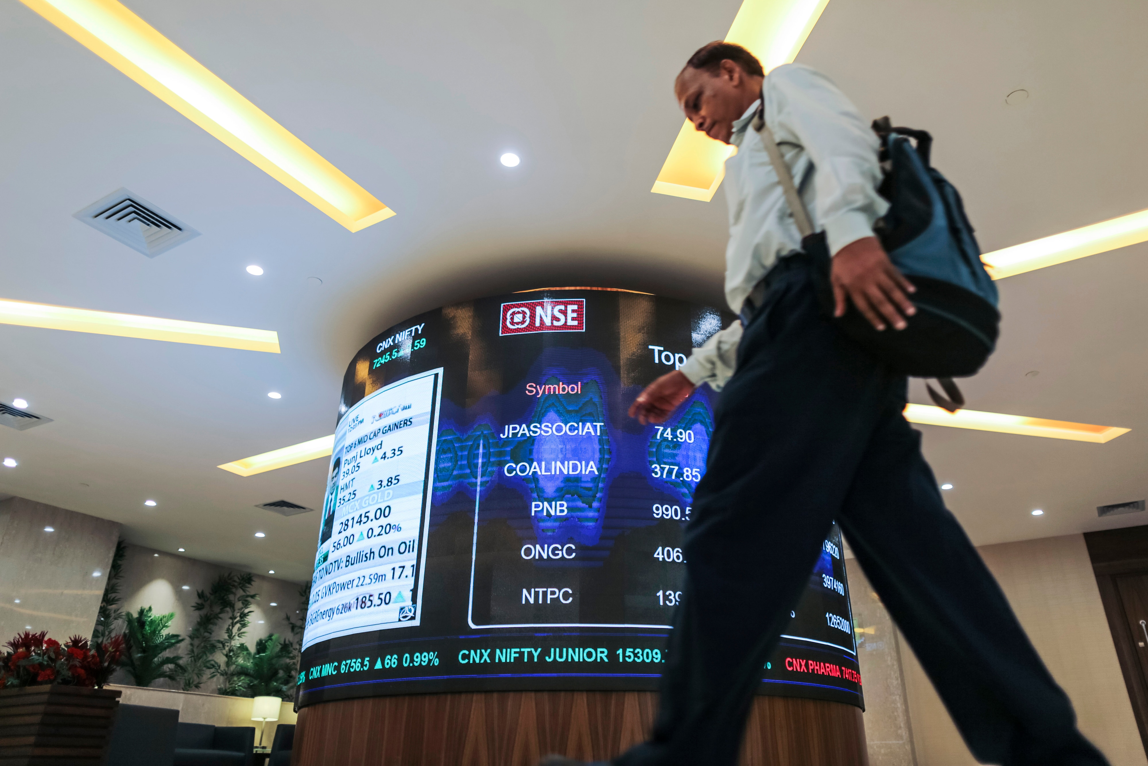 Sensex, Nifty End Little Changed; PSU Banks, Metals Hold Gains