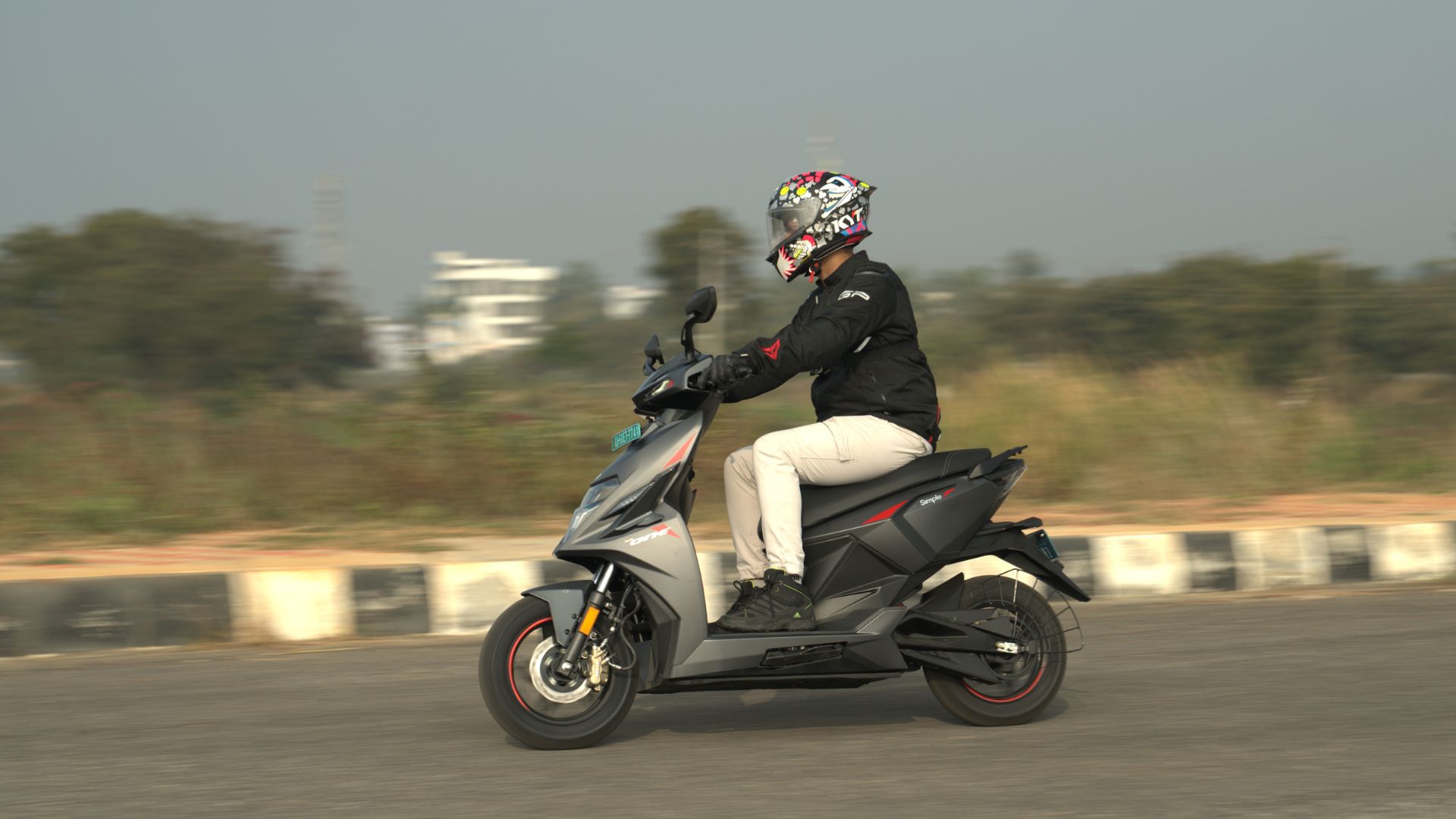 Simple One Gen 2 Review: All Talk On Paper Or True Performer On Road?