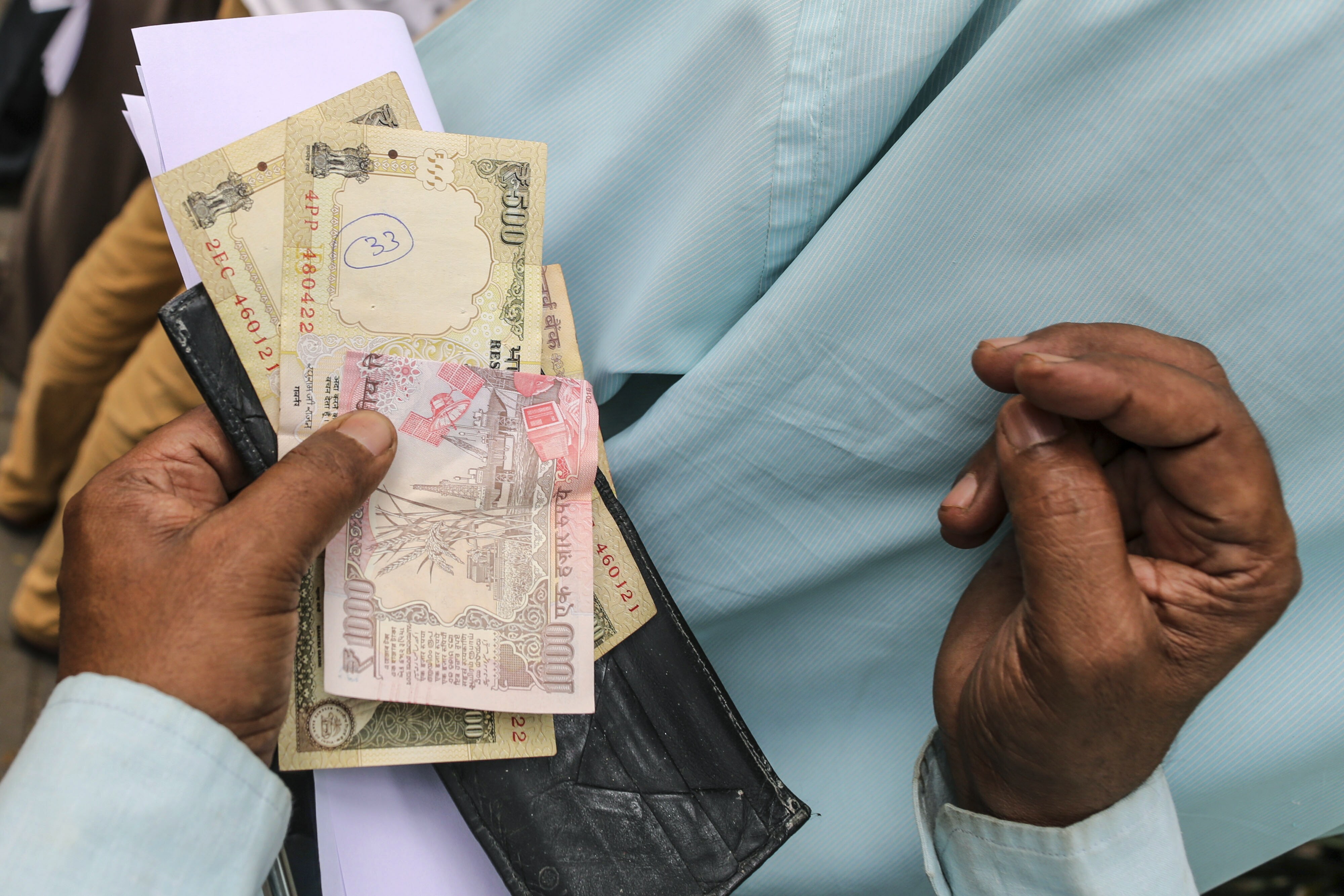 No More Grace Period To Exchange Banned Currency Notes, Centre Tells Apex Court