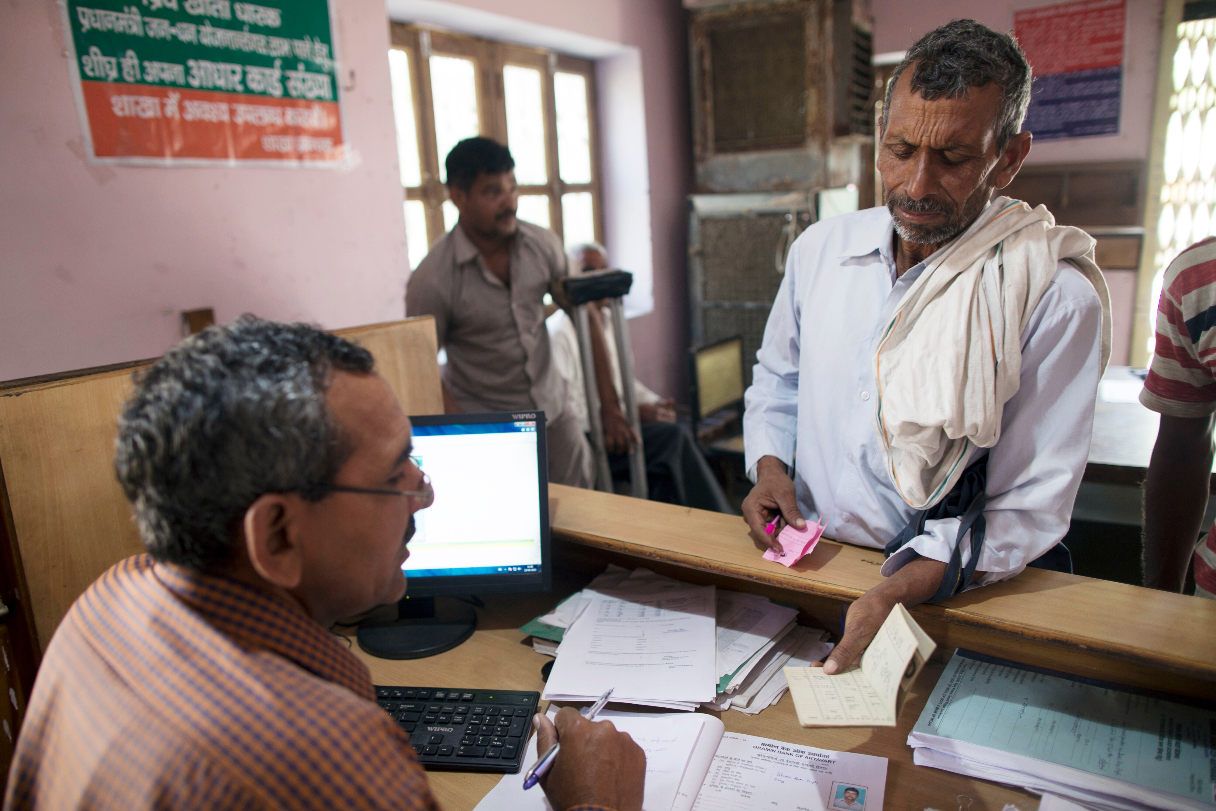 How India&rsquo;s Microlenders Are Weathering The Liquidity Storm