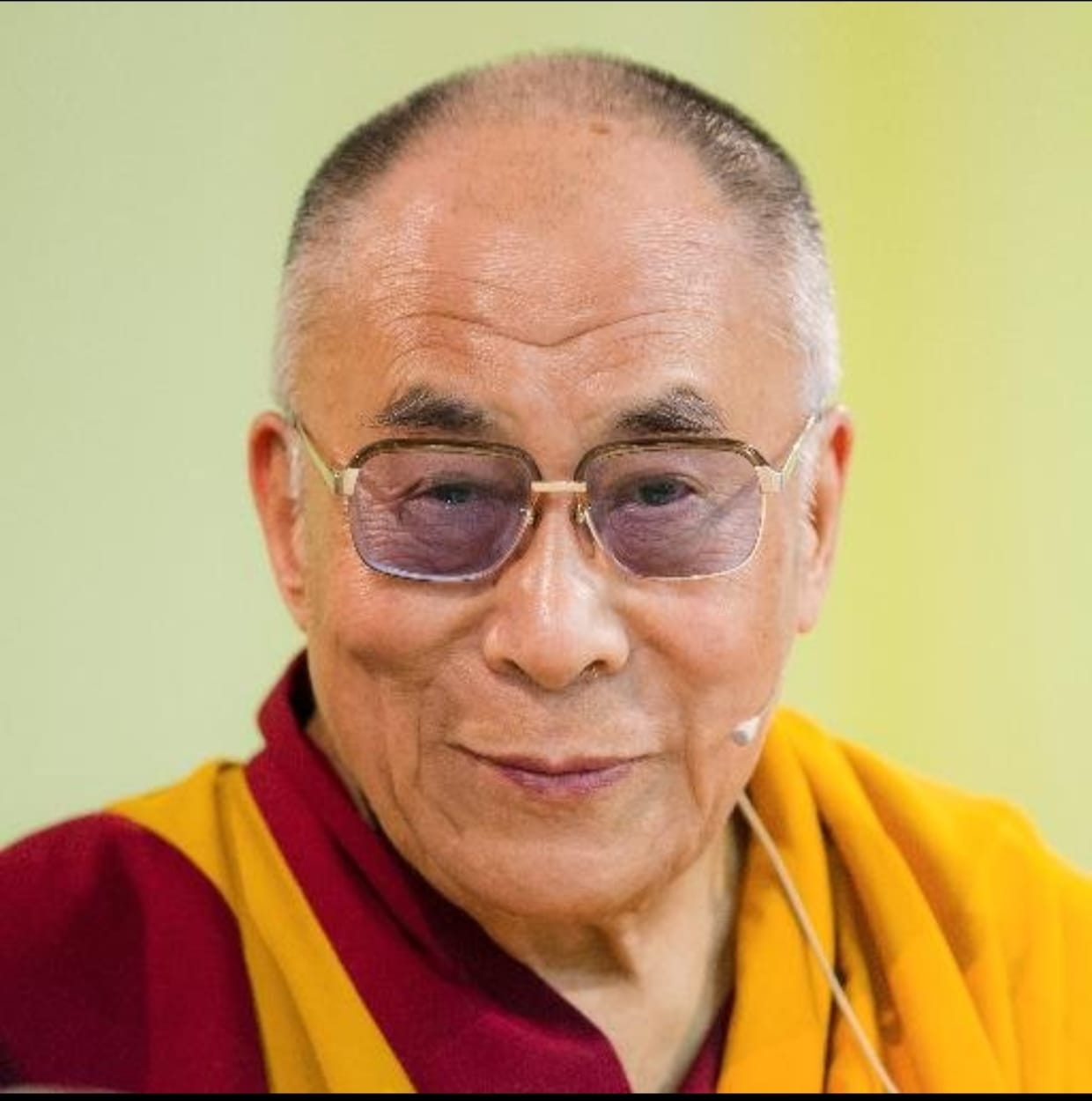 Dalai Lama To Travel To The US For Knee Treatment