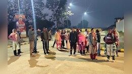 Chhattisgarh: स्कूल शिक्षा मंत्री के बंगले के बाहर प्रदर्शन, SC के आदेश के बावजूद टीचर भर्ती न करने का आरोप