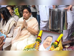 अजित पवार के बाद अब NCP का क्या होगा? सुनेत्रा को डिप्टी सीएम बनाने की मांग, बारामती में मिले कई नेता