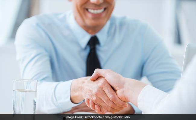 Facing A Job Interview? Just Be Yourself, Suggests A Study