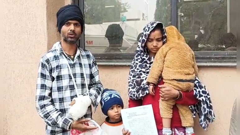 ग्वालियर में ASI ने डंडा मारकर ई-रिक्शा चालक का तोड़ा हाथ, खाने को पड़े लाले तो SP ऑफिस पहुंचा परिवार