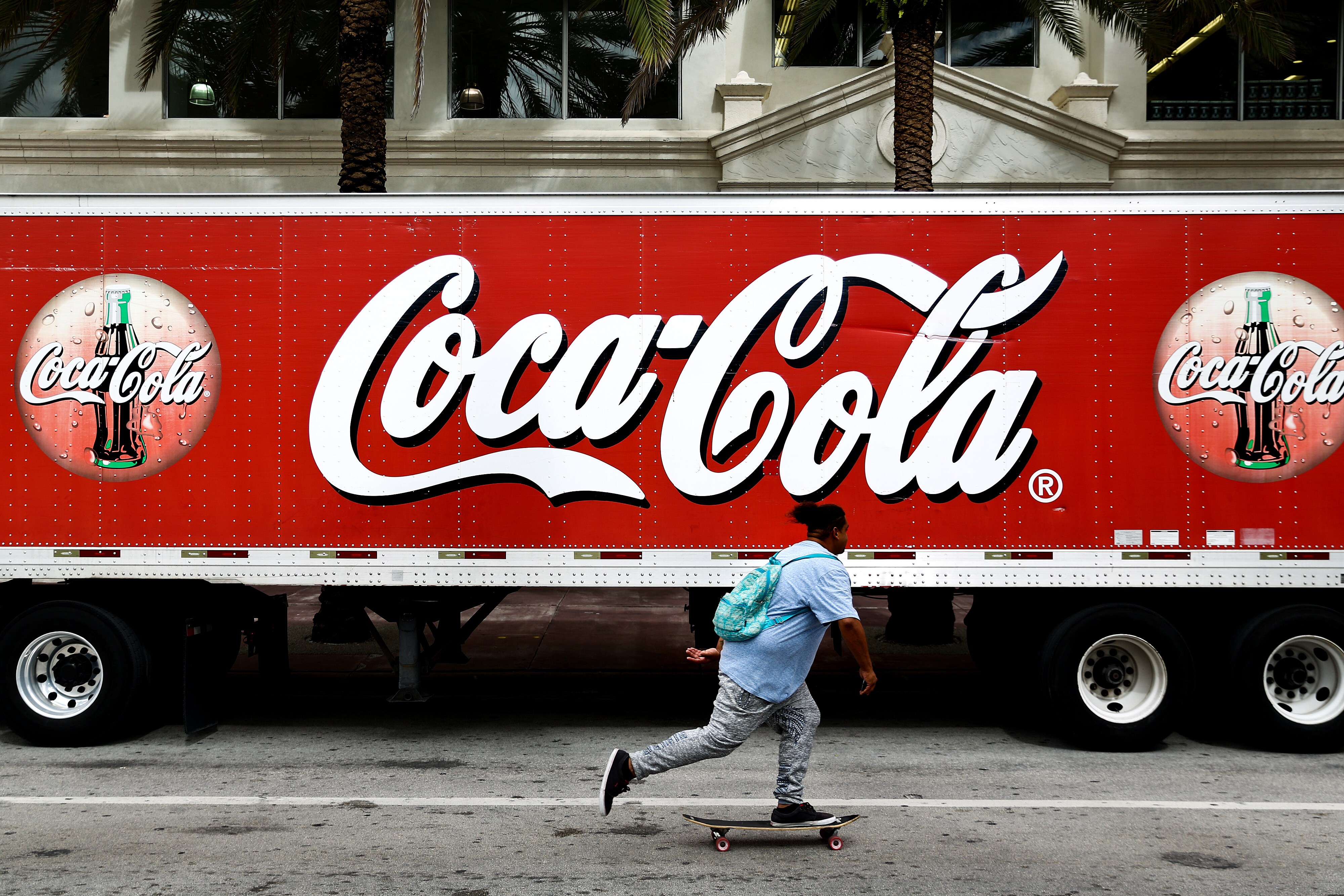 Warren Buffett's Face Will Adorn Cans of Cherry Coke in China