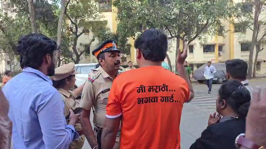 बीएमसी चुनाव: फर्जी वोटिंग रोकने के लिए किसने तैनात किए &lsquo;भगवा गार्ड&rsquo;, पुलिस से हुई नोकझोंक