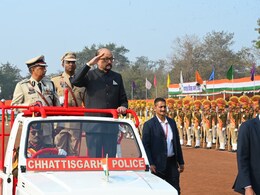 Chhattisgarh: राज्यपाल रामेन डेका ने 25 पुलिस अधिकारी और पांच बहादुर बच्चों को किया सम्मानित, यहां देखिए किसे मिला कौन सा अवॉर्ड?
