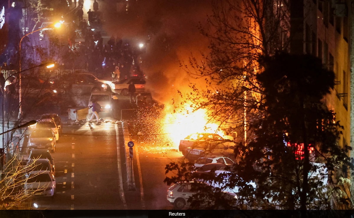 US Could Hit Tehran In 24 Hours, Warn European Officials Amid Iran Protests