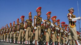 26 जनवरी की परेड देखने जाने के लिए कौन से Metro Station पर उतरना होगा, जानें बस और अपनी गाड़ी से कैसे पहुंचें