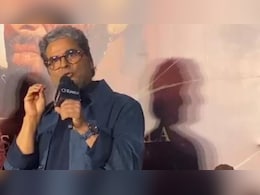 <i>O'Romeo</i> Director Vishal Bhardwaj Defends Abuses: '<i>Gaalis</i> Okay On Streets, Not In Films?'