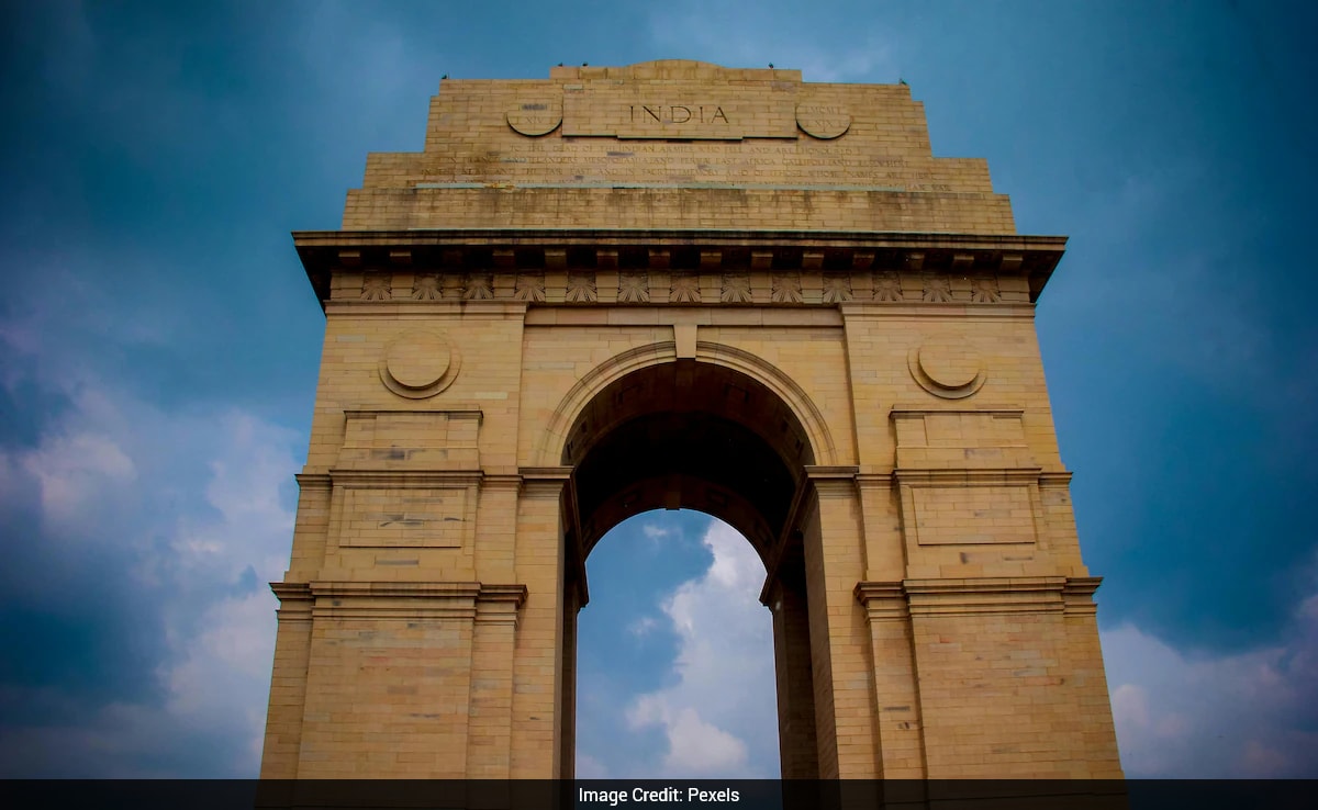 Woman Sparks Debate On Why Basic Comforts Abroad Feel Like "Luxuries" In India