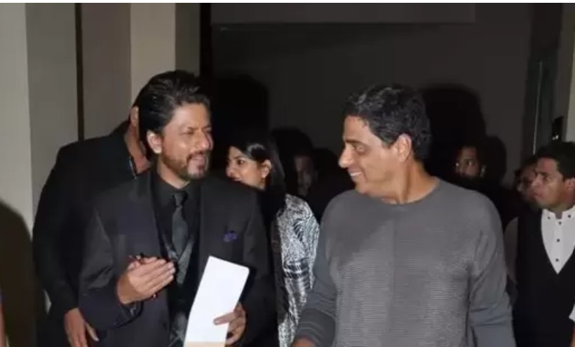 फ्लॉप पर फ्लॉप दी फिल्में, फिर चमकी किस्मत, कमाई में शाहरुख खान को भी छोड़ा पीछे, आज हैं 13000 करोड़ के मालिक