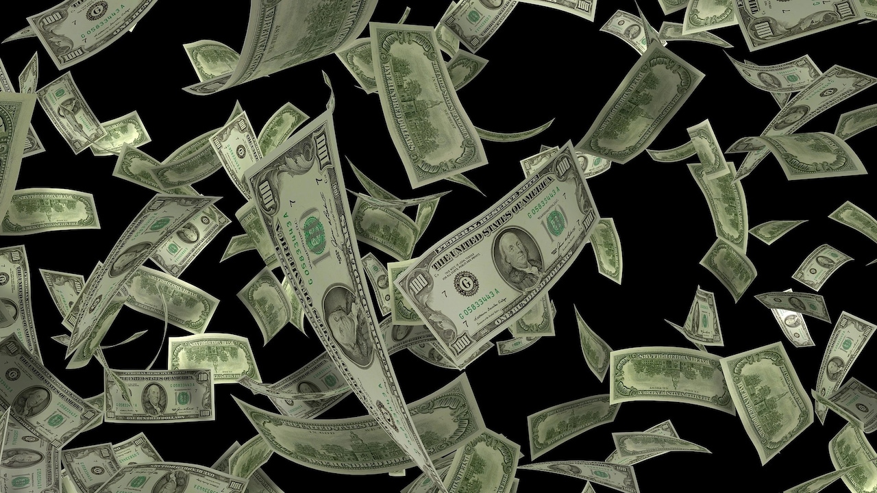 India's Forex Kitty Drops $5.65 Billion To $666.93 Billion