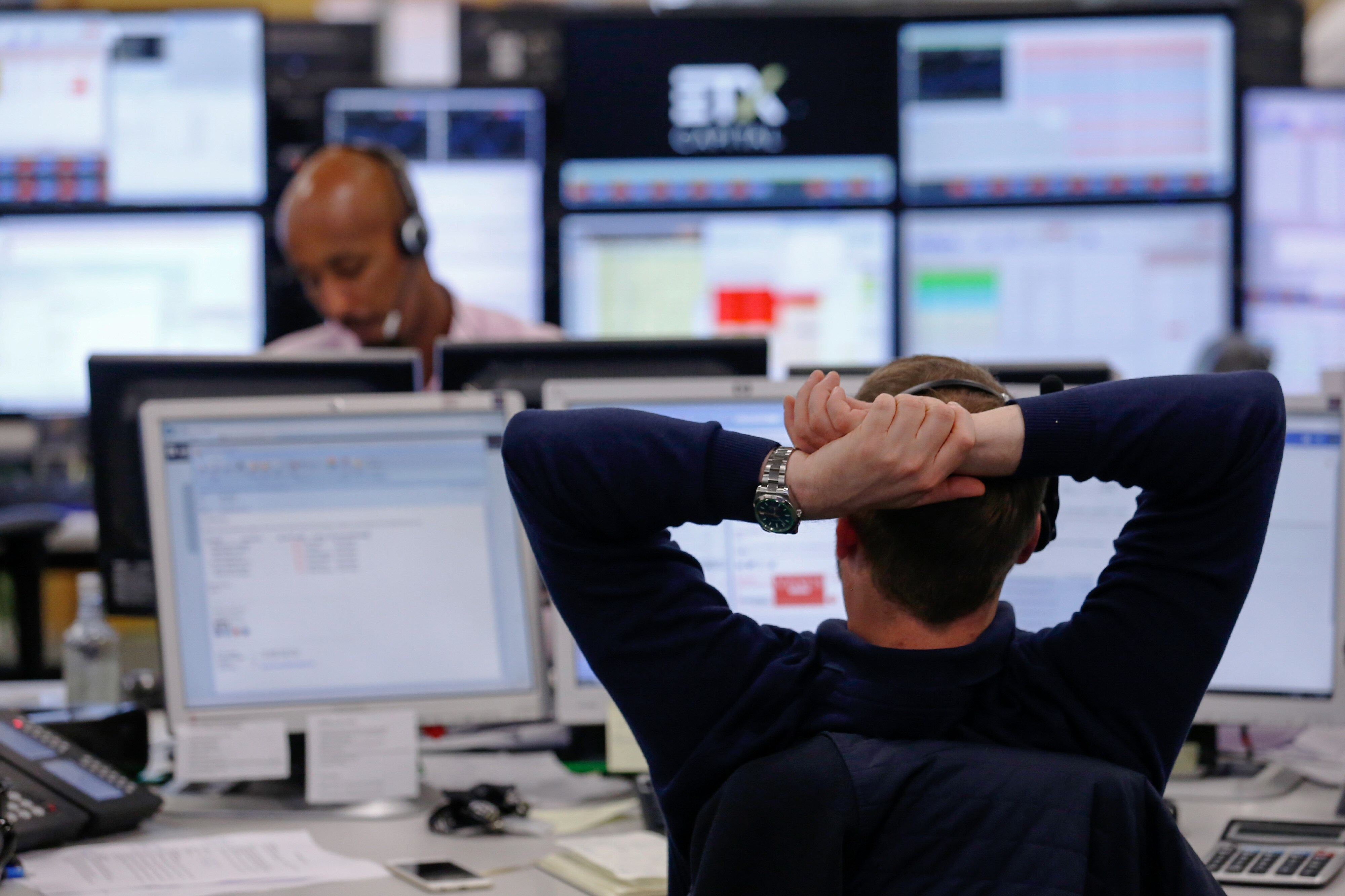 Sensex, Nifty End Lower On Rupee Woes